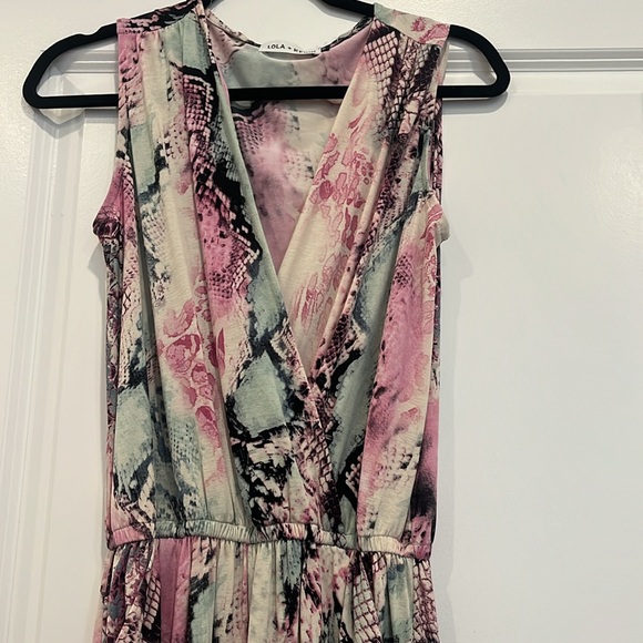 Snake print jumpsuit pastel (like Veronica M) size medium - Picture 2 of 4